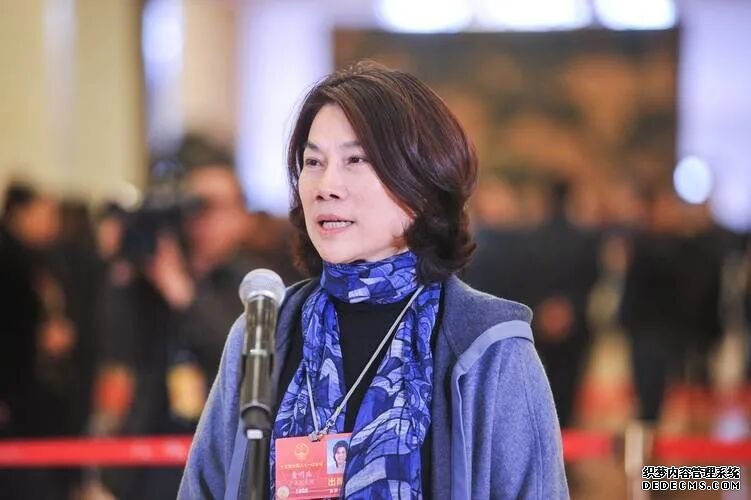 �����Ů�����?Ů����16�� ���������� �γ�������Ȧ��Ӳ��(4)